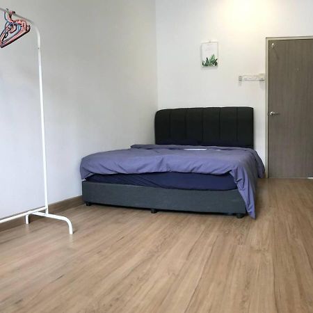 Homestay 3Br Near Setia Alam Shah Alam Bagian luar foto