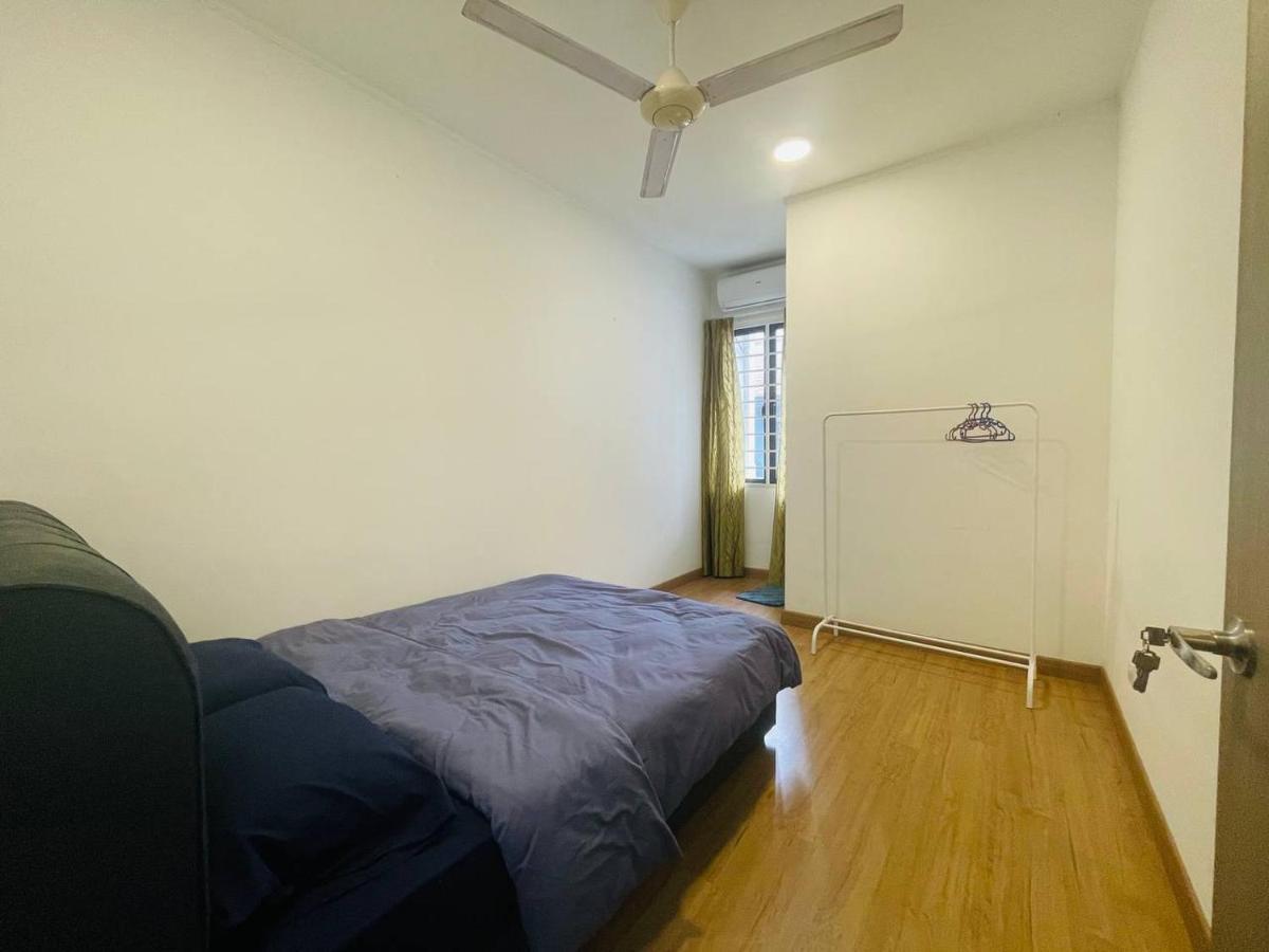 Homestay 3Br Near Setia Alam Shah Alam Bagian luar foto