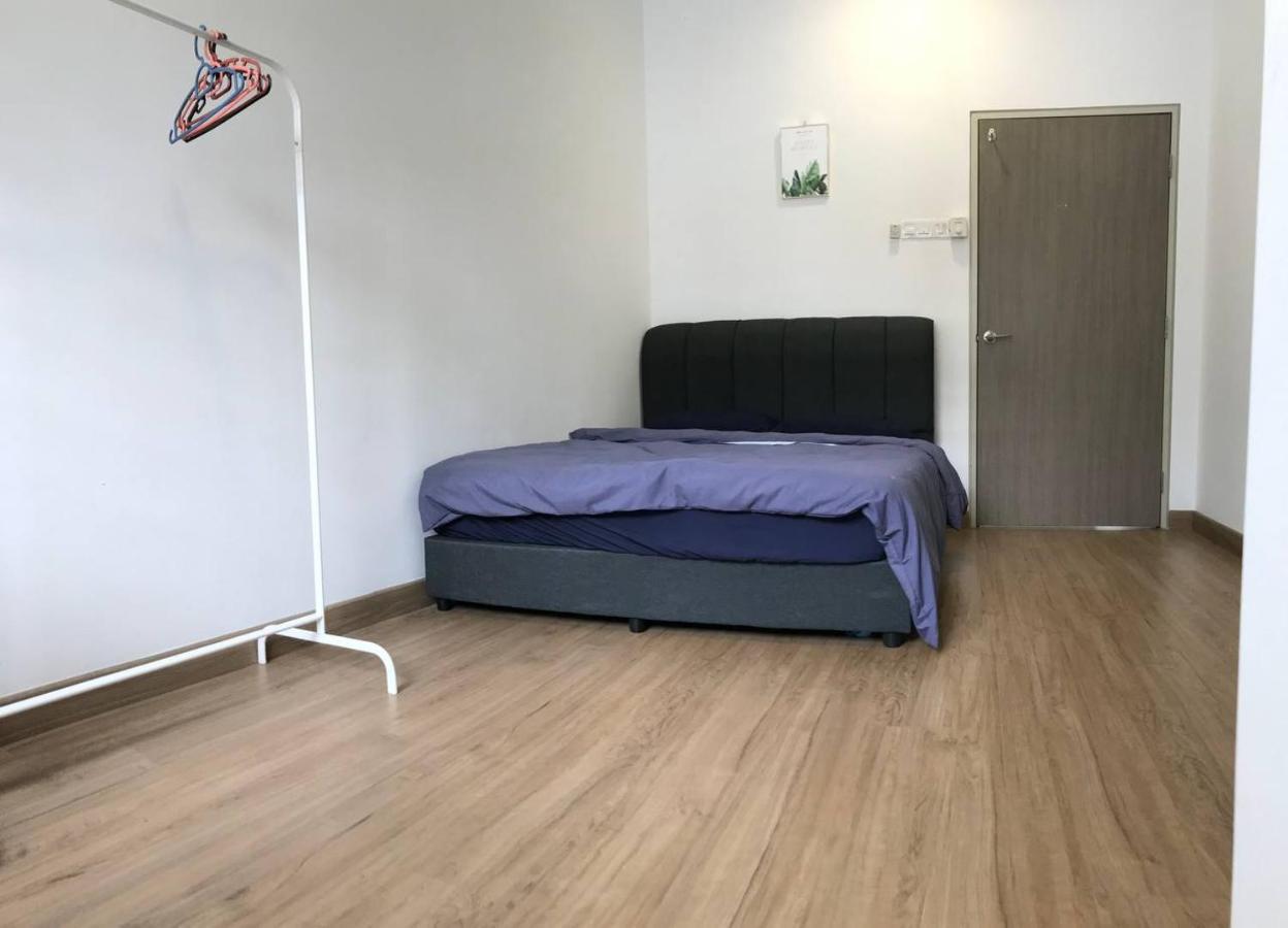 Homestay 3Br Near Setia Alam Shah Alam Bagian luar foto